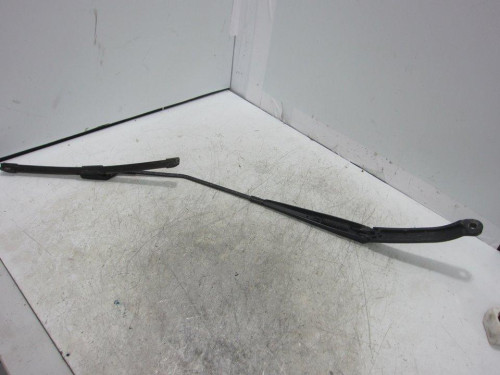 BRAZO LIMPIA DELANTERO IZQUIERDO FIAT 500X (334) 