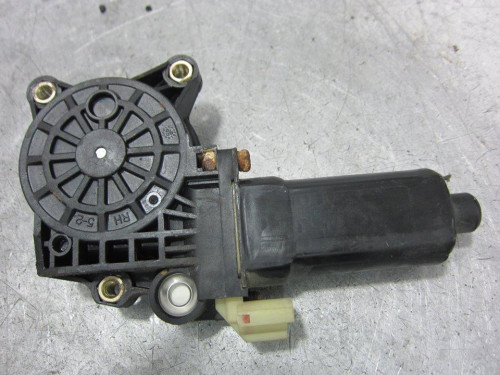  MOTOR ELEVALUNAS TRASERO DERECHO HYUNDAI ACCENT (LC) 