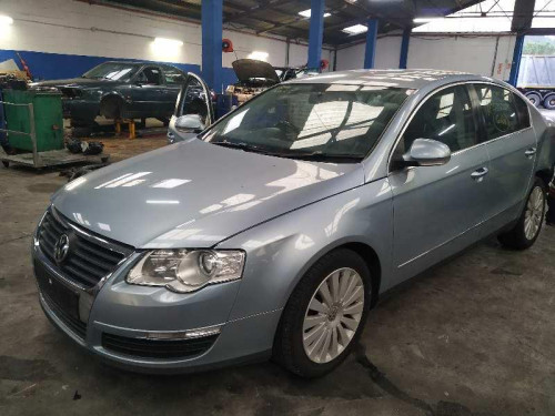  VOLKSWAGEN PASSAT BERLINA (3C2) 
