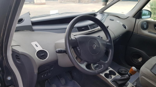 Renault Espace IV (JK0)(2002->) — автомобиль-донор на запчасти 