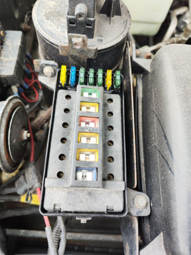  LAND ROVER DISCOVERY (LT) 