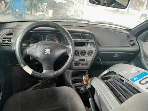PEUGEOT 306 3/5 PT. / 4 PT. (S2) — vehículo donante para recambios 