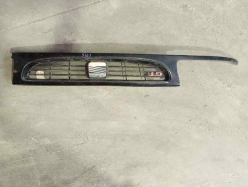  REJILLA DELANTERA SEAT IBIZA (6K1) 