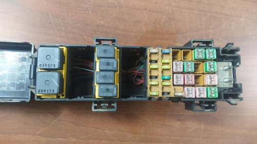 CAJA RELES / FUSIBLES JEEP GRAND CHEROKEE (WH) 