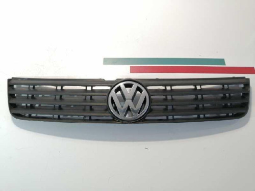  REJILLA DELANTERA VOLKSWAGEN PASSAT BERLINA (3B2) 