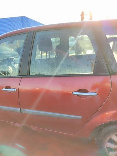 RENAULT SCENIC II (JM) — vehículo donante para recambios 