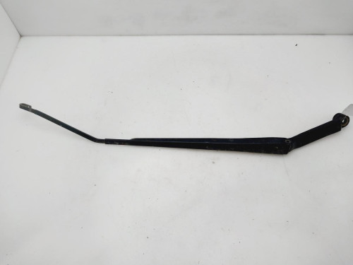 BRAZO LIMPIA DELANTERO DERECHO Toyota PICNIC (M10) 
