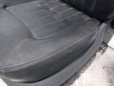 ASIENTO DELANTERO IZQUIERDO