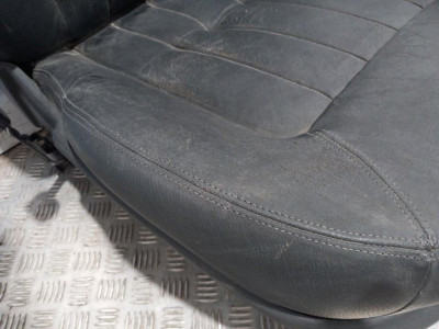ASIENTO DELANTERO IZQUIERDO