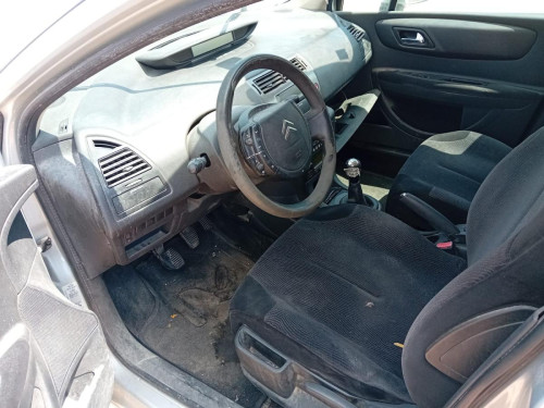 CITROEN C4 BERLINA — vehículo donante para recambios 