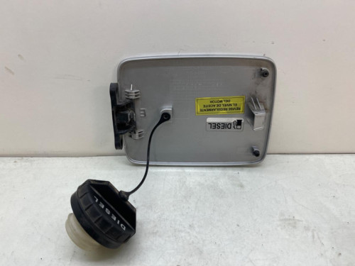 TAPA EXTERIOR COMBUSTIBLE Ssangyong KYRON 