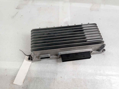  AMPLIFICADOR DE SONIDO AUDI A6 AVANT (4F5) 