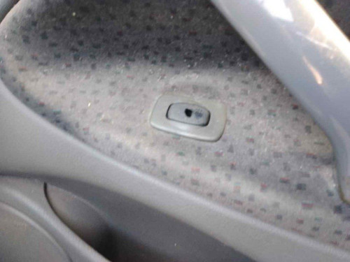 MANDO ELEVALUNAS DELANTERO DERECHO Citroen C5 BERLINA 