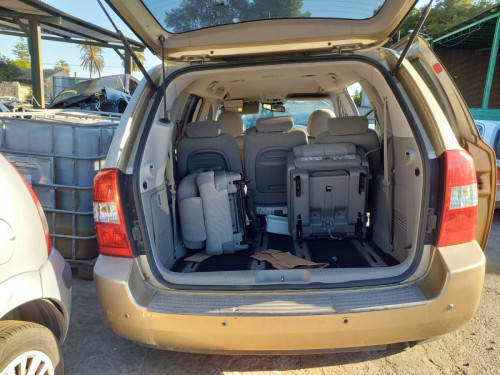  KIA CARNIVAL 