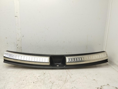 MOLDURAS TRASERAS Mercedes-Benz CLASE GLE (BM 166) 