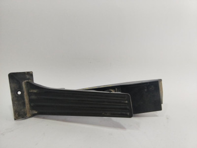 PEDAL ACELERADOR