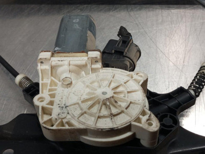 ELEVALUNAS DELANTERO DERECHO, BMW, SERIE 5 BERLINA (E60)