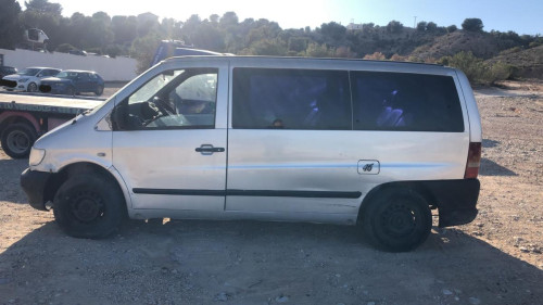MERCEDES-BENZ VITO FURGÓN (638) — vehículo donante para recambios 
