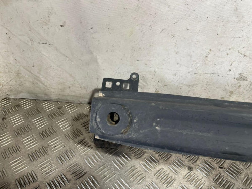 REFUERZO PARAGOLPES DELANTERO 