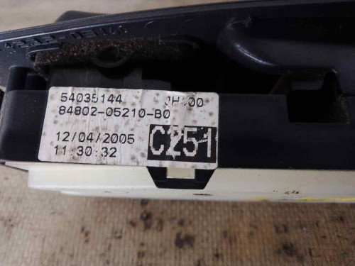 MANDO ELEVALUNAS DELANTERO IZQUIERDO Toyota AVENSIS BERLINA (T25) 