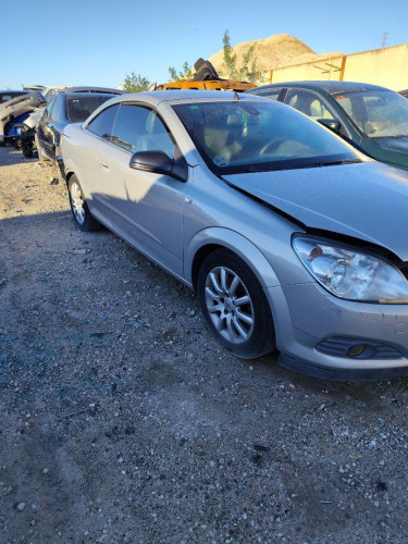 OPEL ASTRA H TWIN TOP de segunda mano