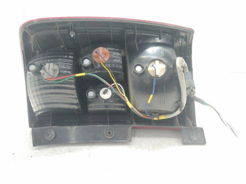  PILOTO TRASERO IZQUIERDO KIA CARNIVAL 