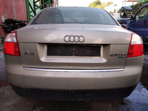  AUDI A4 BERLINA (8E) 