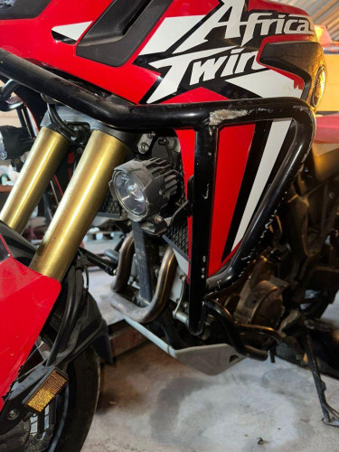 CARENADO DELANTERO IZQUIERDO used