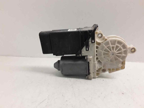 MOTOR ELEVALUNAS DELANTERO DERECHO Volkswagen GOLF IV BERLINA (1J1)(10.1997) 