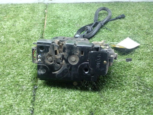 CERRADURA PUERTA DELANTERA DERECHA Volkswagen GOLF IV BERLINA (1J1)(10.1997) 