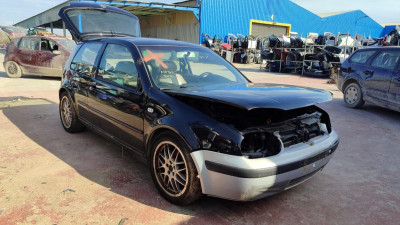 VOLKSWAGEN GOLF IV BERLINA (1J1)(10.1997)