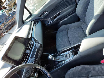 TOYOTA C-HR (X10)