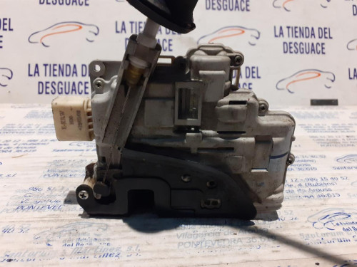  CERRADURA PUERTA TRASERA DERECHA 
