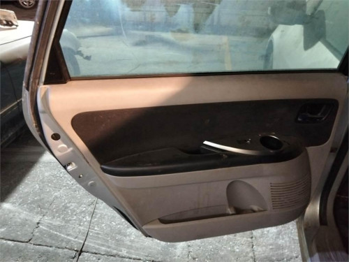ELEVALUNAS TRASERO IZQUIERDO Mitsubishi GRANDIS (NA0W) 