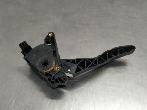  PEDAL ACELERADOR NISSAN MICRA (K14) 