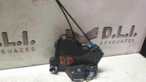 CERRADURA PUERTA DELANTERA DERECHA Toyota AVENSIS BERLINA (T25) 