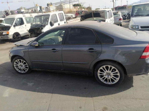  VOLVO S40 BERLINA 