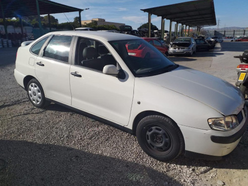  SEAT CORDOBA BERLINA (6K2) 