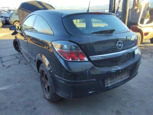  OPEL ASTRA H GTC 