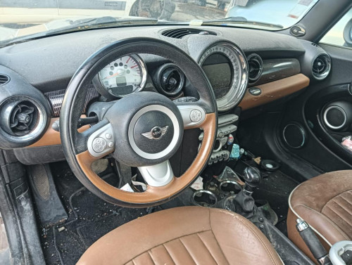 MINI MINI (R56) — автомобиль-донор на запчасти 