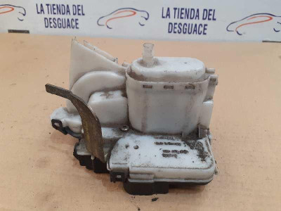 CERRADURA PUERTA TRASERA DERECHA