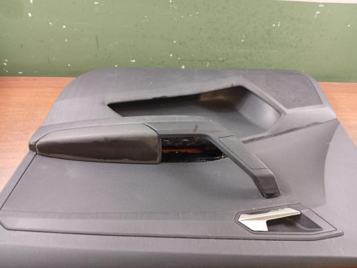 GUARNECIDO PUERTA DELANTERA DERECHA Seat ARONA (KJ) 