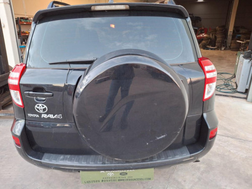 TOYOTA RAV4 (A3) — vehículo donante para recambios 