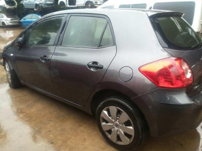TOYOTA AURIS (E15)