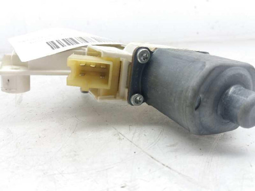 MOTOR ELEVALUNAS TRASERO DERECHO Mercedes-Benz CLASE C (BM 204) BERLINA 
