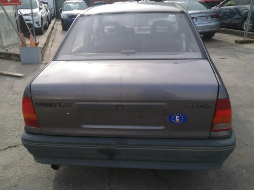  OPEL KADETT E 