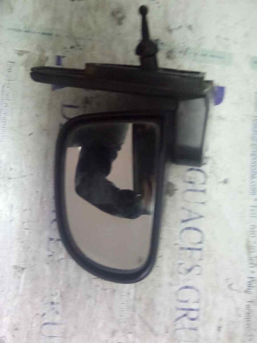 RETROVISOR IZQUIERDO 