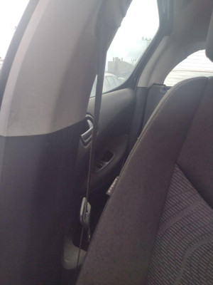 CINTURON SEGURIDAD DELANTERO DERECHO