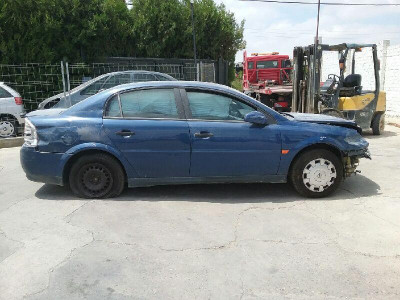 OPEL VECTRA C BERLINA