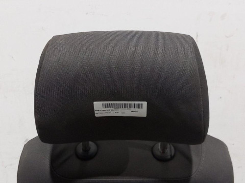  ASIENTO DELANTERO IZQUIERDO 